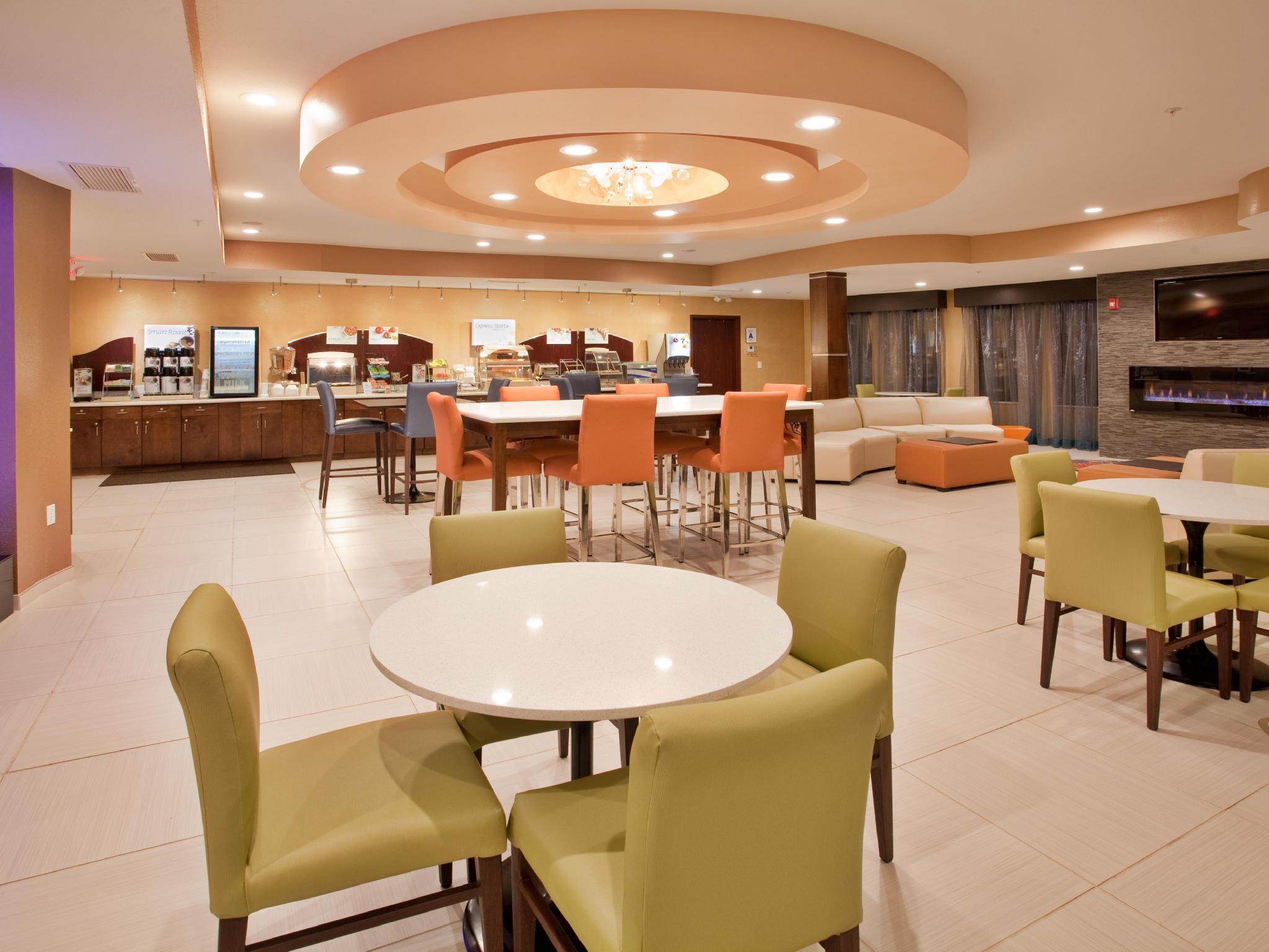 Hotel Express & St Louis Airport By Ihg Woodson Terrace